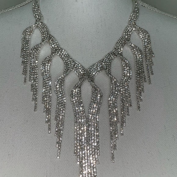 Cézanne| Statement Necklace - Picture 3 of 4